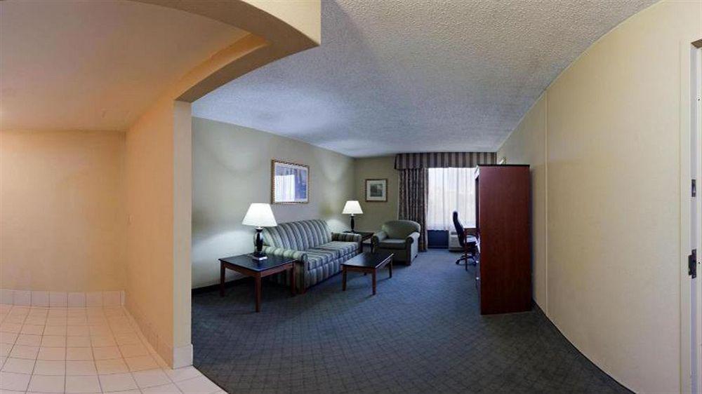 Comfort Inn & Suites Plano East Екстер'єр фото