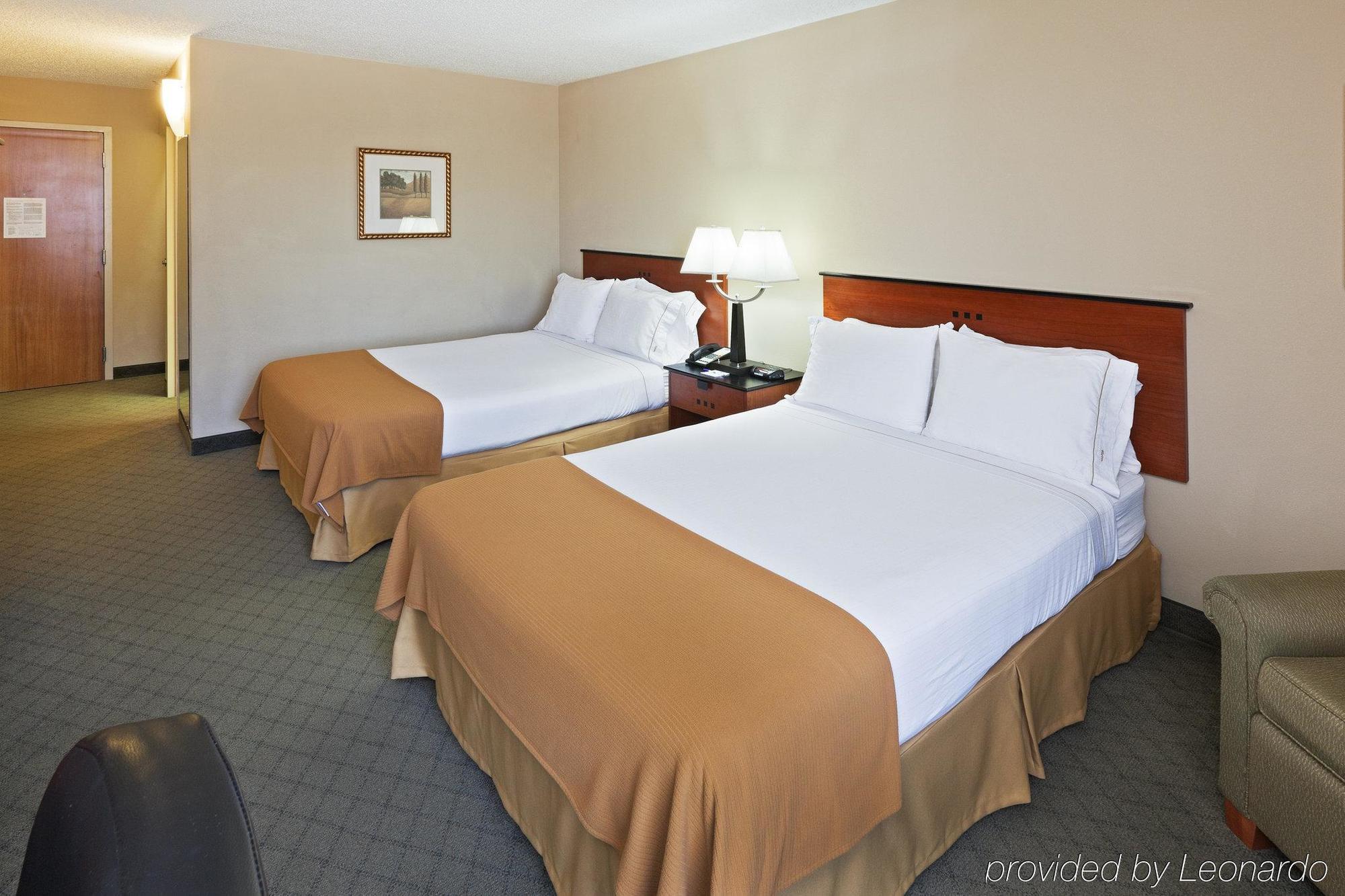 Comfort Inn & Suites Plano East Номер фото