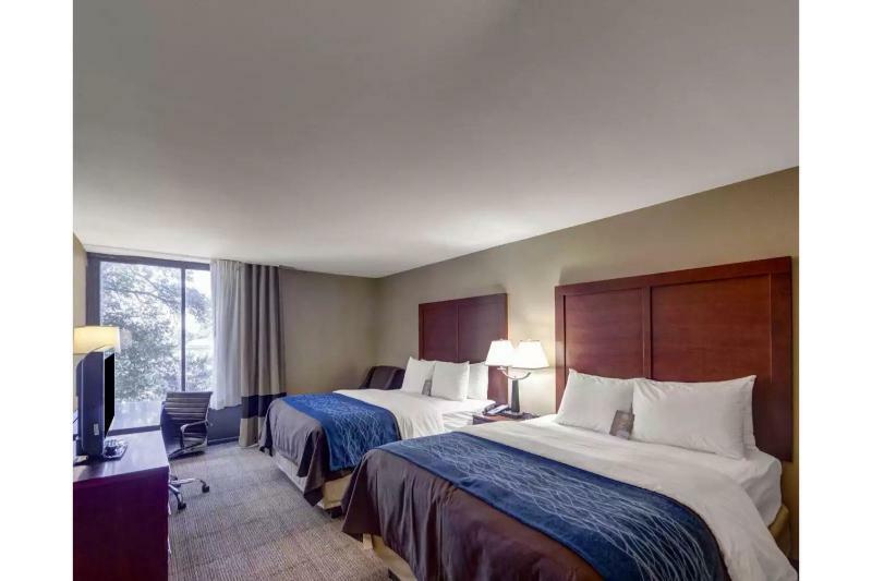 Comfort Inn & Suites Plano East Екстер'єр фото